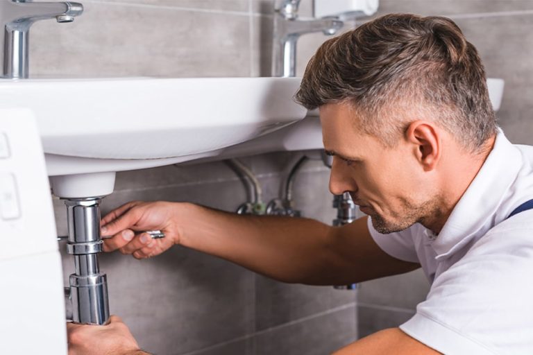 Plumber-Job-Description